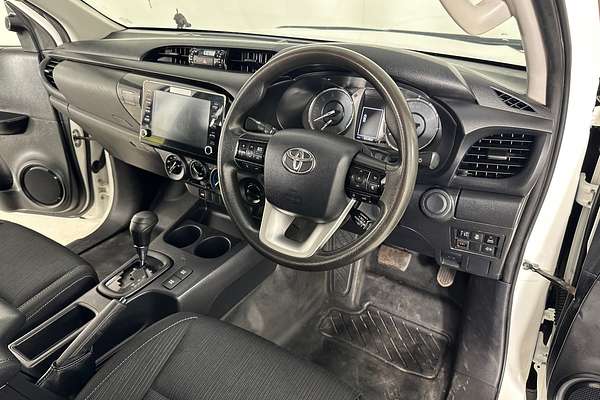 2021 Toyota HILUX SR (4x4) GUN126R 4X4
