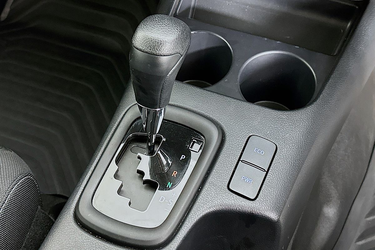 2024 Toyota HILUX SR (4x4) GUN126R 4X4
