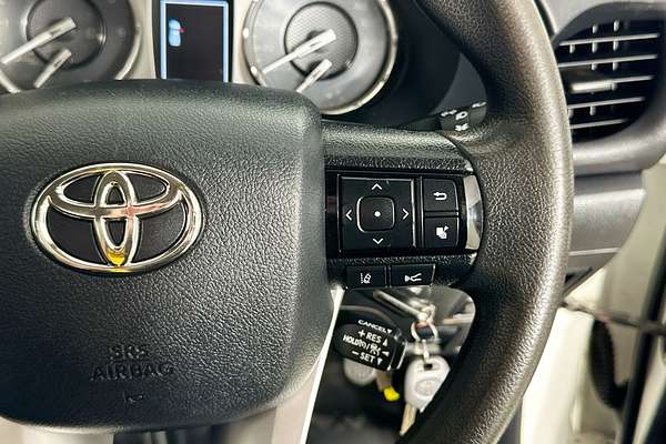 2021 Toyota HILUX SR (4x4) GUN126R FACELIFT 4X4