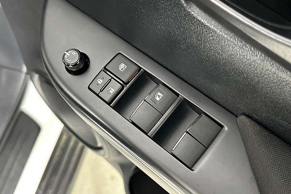 2024 Toyota HILUX SR (4x4) GUN126R 4X4