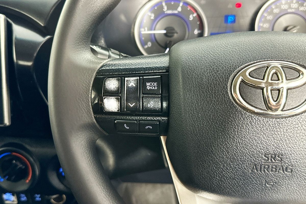 2019 Toyota HILUX SR (4x4) GUN126R MY19 4X4