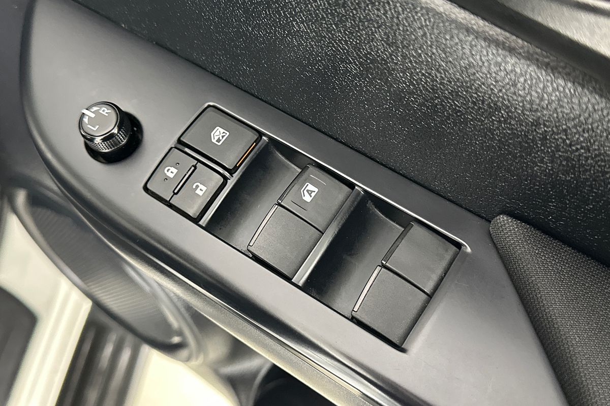 2022 Toyota HILUX SR (4x4) GUN126R 4X4