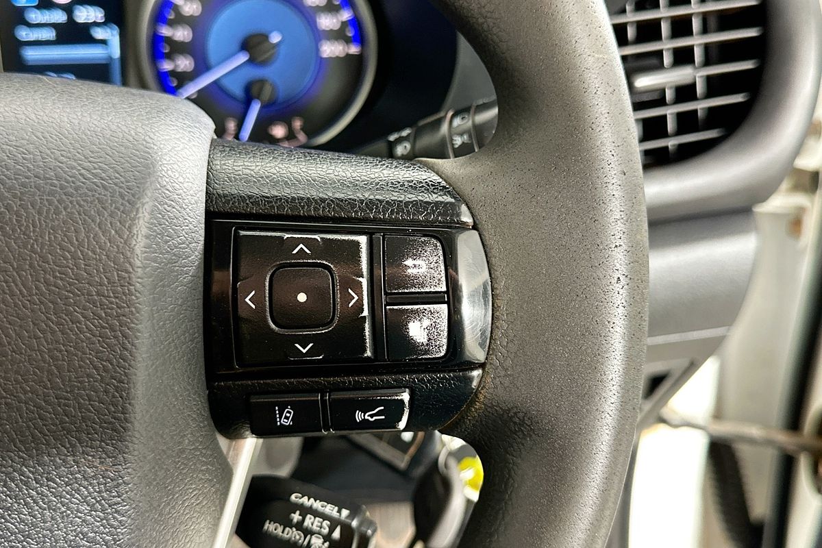 2023 Toyota HILUX SR (4x4) GUN126R 4X4