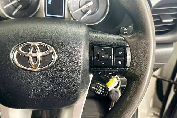 2022 Toyota HILUX SR (4x4) GUN126R 4X4