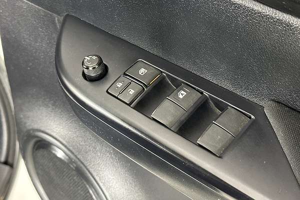 2022 Toyota HILUX SR (4x4) GUN126R 4X4