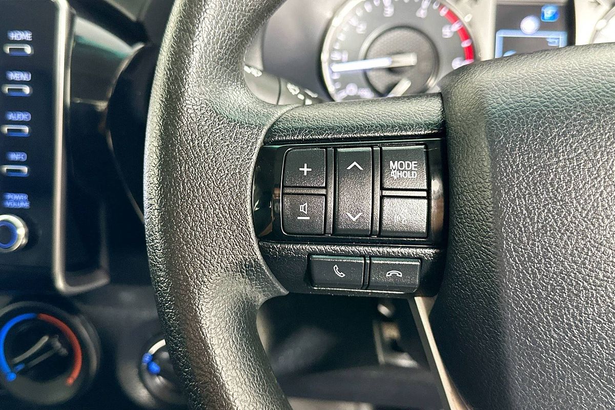 2023 Toyota HILUX SR (4x4) GUN126R 4X4