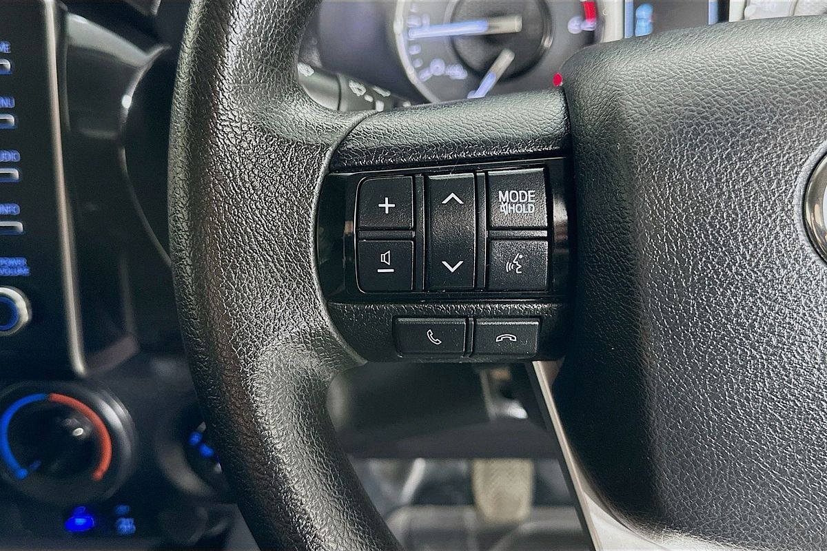 2022 Toyota HILUX SR (4x4) GUN126R 4X4