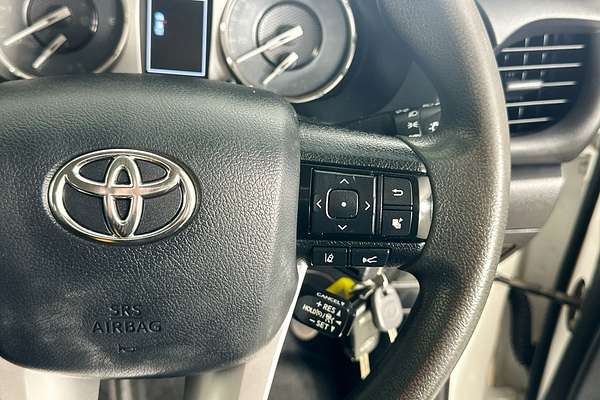 2022 Toyota HILUX SR (4x4) GUN126R 4X4