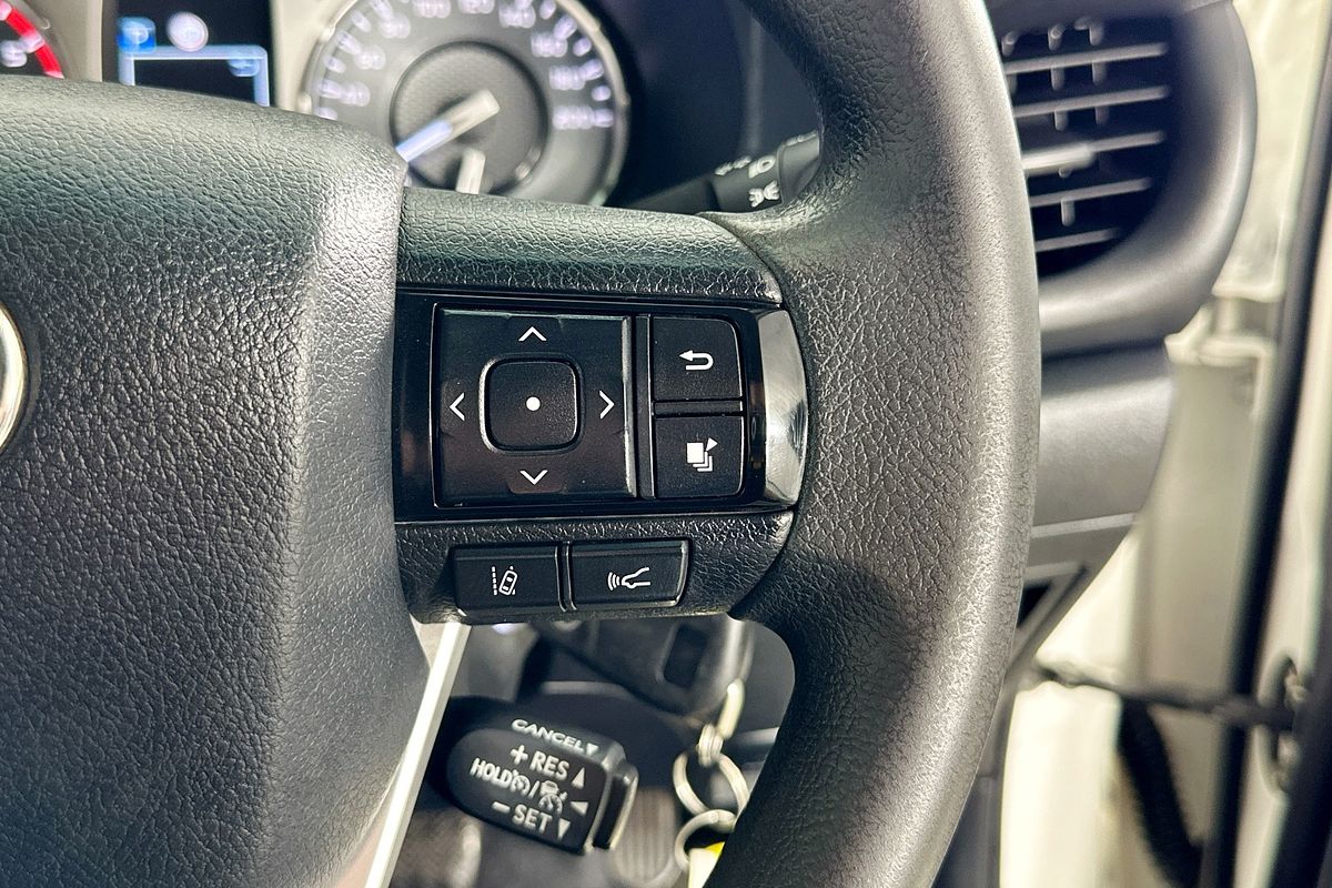2021 Toyota HILUX SR (4x4) GUN126R 4X4