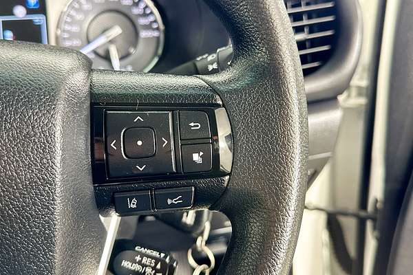 2022 Toyota HILUX SR (4x4) GUN126R 4X4
