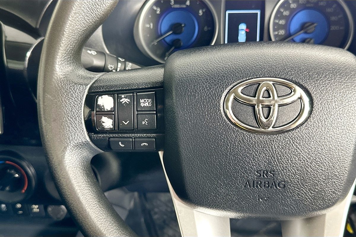 2019 Toyota HILUX SR (4x4) GUN126R MY19 4X4