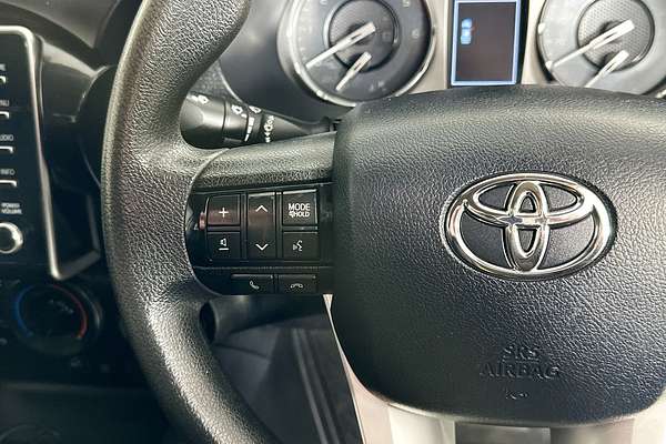 2021 Toyota HILUX SR (4x4) GUN126R 4X4
