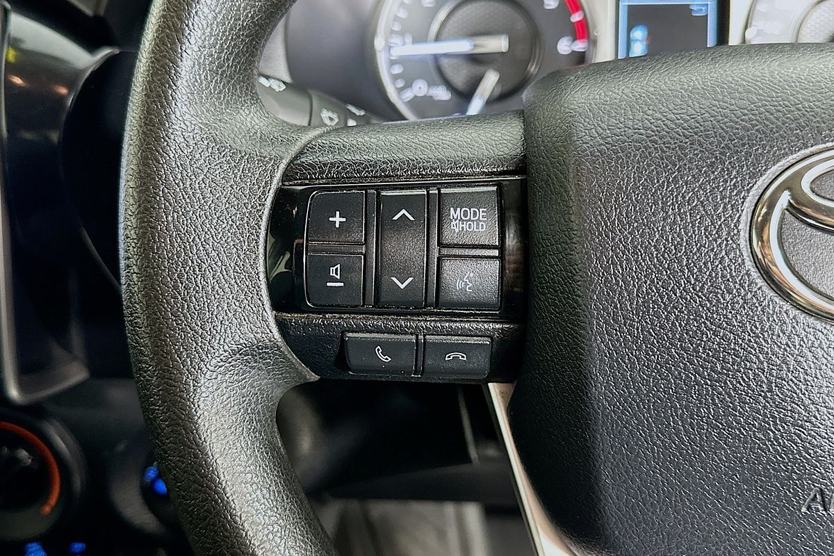 2022 Toyota HILUX SR (4x4) GUN126R 4X4