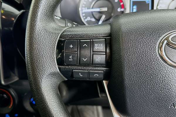 2022 Toyota HILUX SR (4x4) GUN126R 4X4