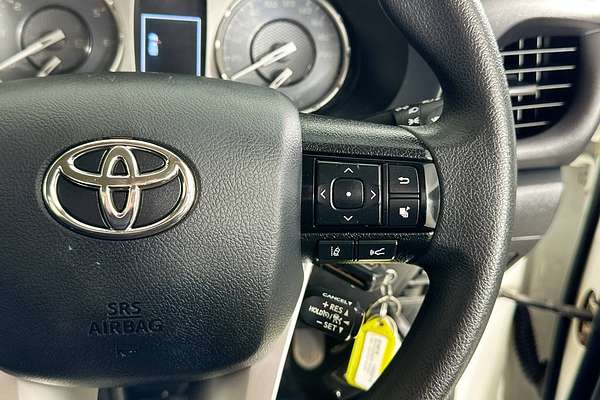 2021 Toyota HILUX SR (4x4) GUN126R 4X4