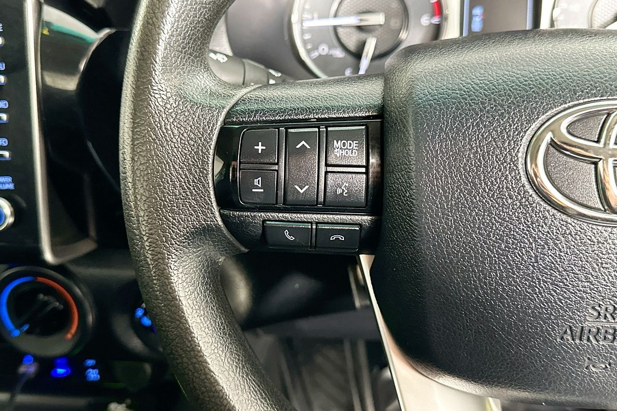 2022 Toyota HILUX SR (4x4) GUN126R 4X4