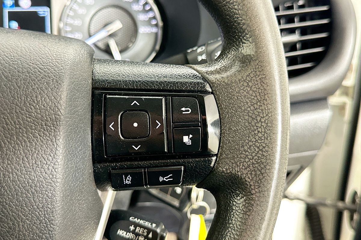 2021 Toyota HILUX SR (4x4) GUN126R 4X4