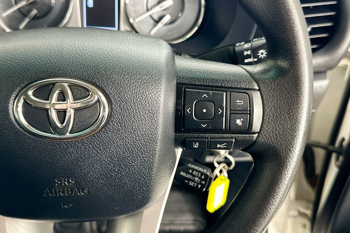 2021 Toyota HILUX SR (4x4) GUN126R FACELIFT 4X4