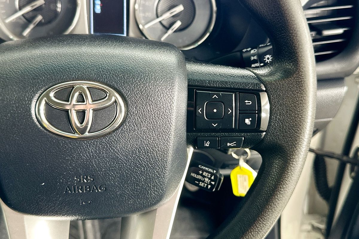 2021 Toyota HILUX SR (4x4) GUN126R FACELIFT 4X4