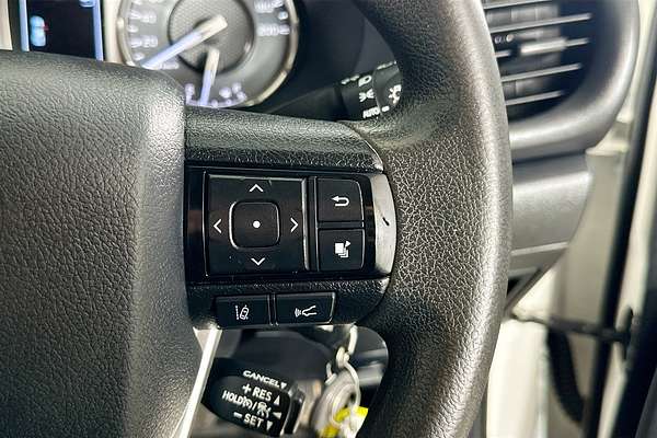 2021 Toyota HILUX SR (4x4) GUN126R 4X4