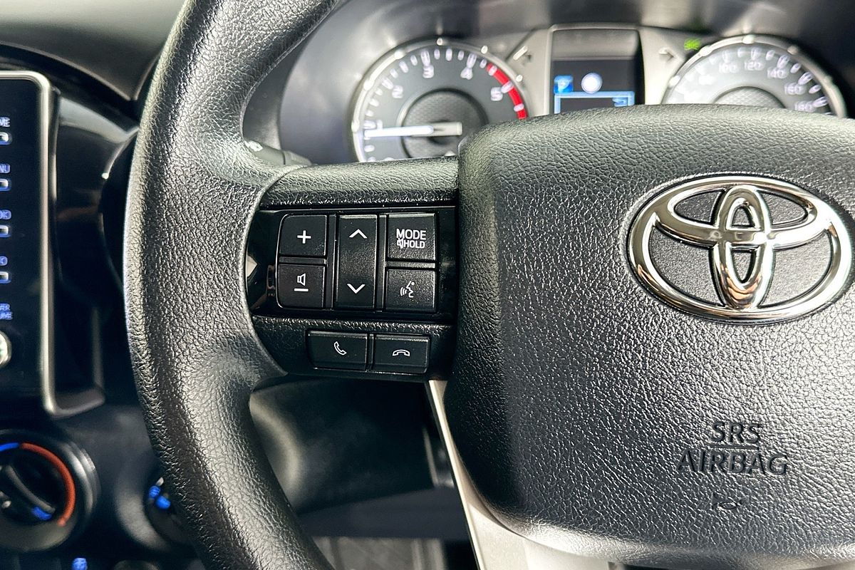 2021 Toyota HILUX SR (4x4) GUN126R 4X4