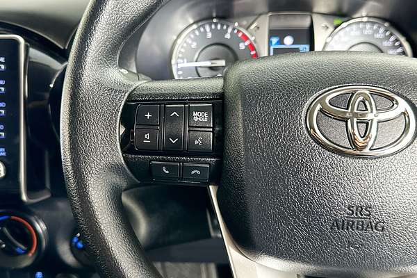 2021 Toyota HILUX SR (4x4) GUN126R 4X4
