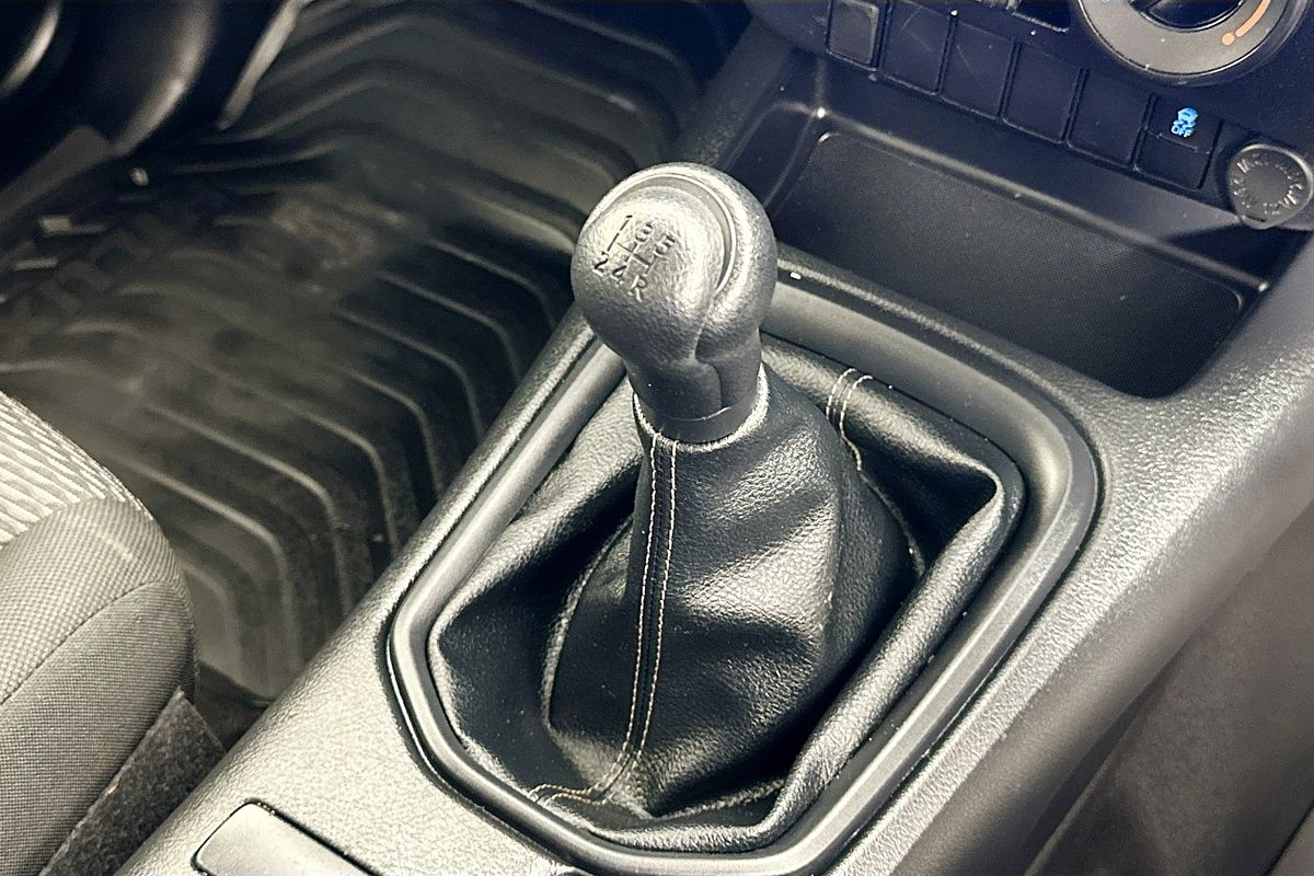 2022 Toyota HILUX WORKMATE (4x2) TGN121R REAR WHEEL DRIVE