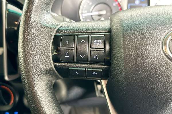 2023 Toyota HILUX SR (4x4) GUN126R 4X4