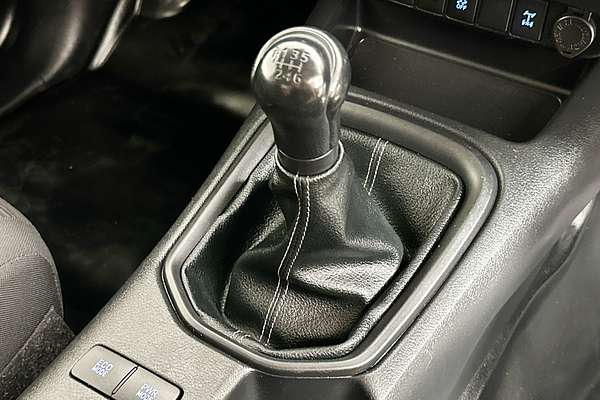 2020 Toyota HILUX SR (4x4) GUN126R MY19 UPGRADE 4X4