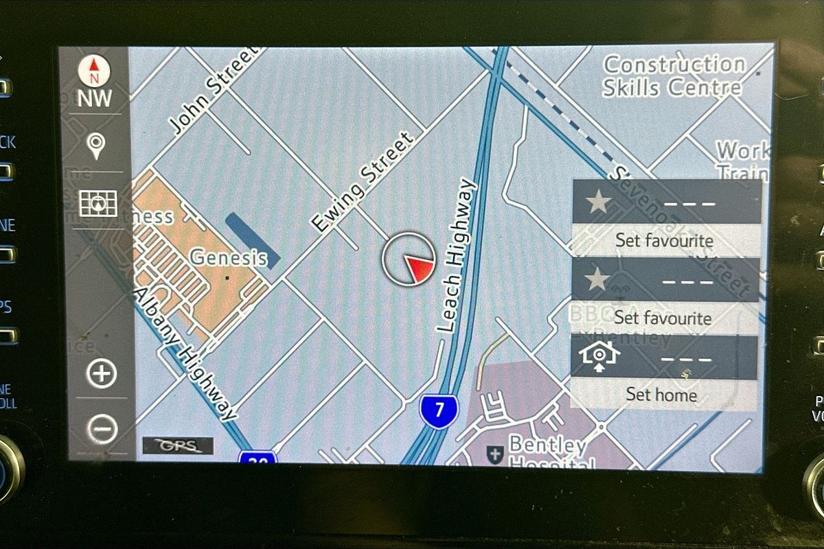 2021 Toyota HILUX SR5 (4x4) GUN126R 4X4