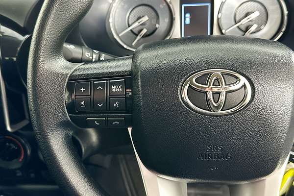 2023 Toyota HILUX SR (4x4) GUN126R 4X4
