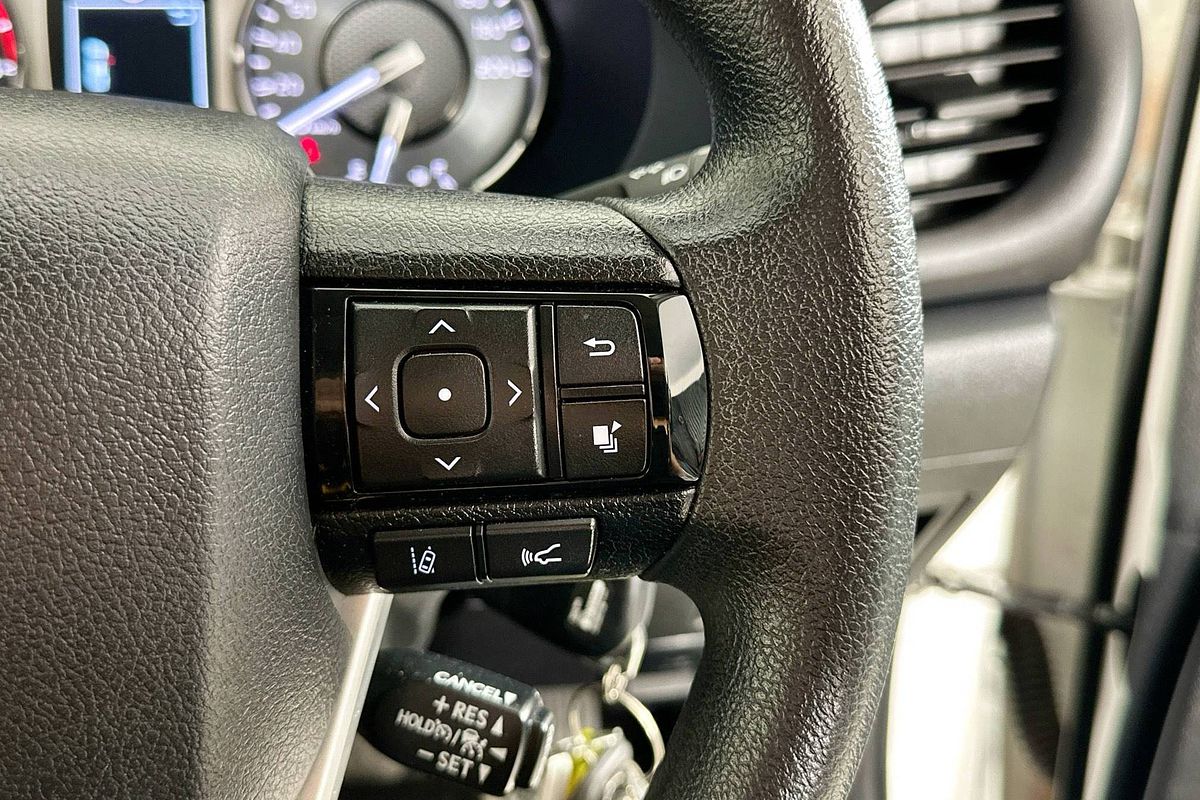 2024 Toyota HILUX SR (4x4) GUN126R 4X4