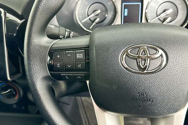 2024 Toyota HILUX SR (4x4) GUN126R 4X4