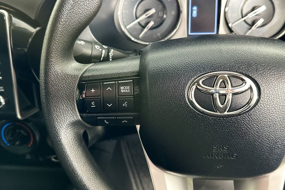 2023 Toyota HILUX SR (4x4) GUN126R 4X4