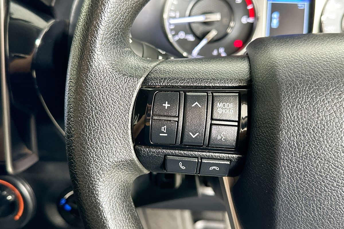 2023 Toyota HILUX SR (4x4) GUN126R 4X4