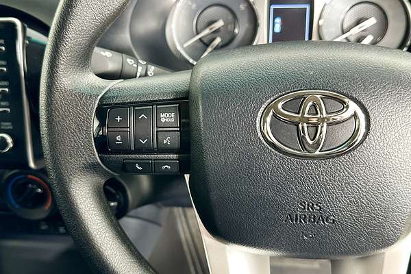 2024 Toyota HILUX SR (4x4) GUN126R 4X4