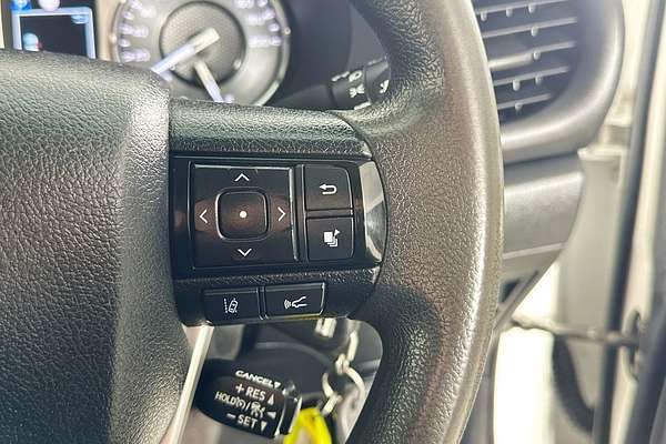 2021 Toyota HILUX SR (4x4) GUN126R FACELIFT 4X4