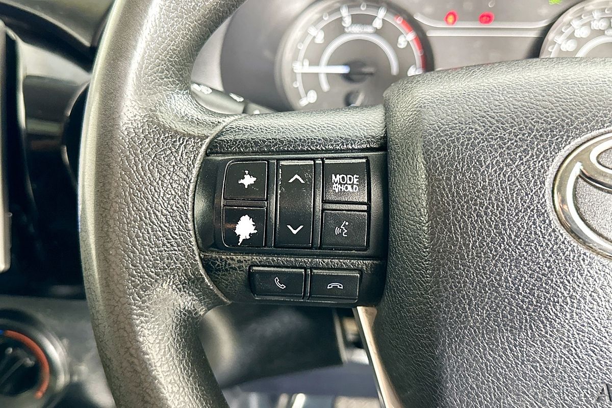 2016 Toyota Hilux WORKMATE GUN122R REAR WHEEL DRIVE