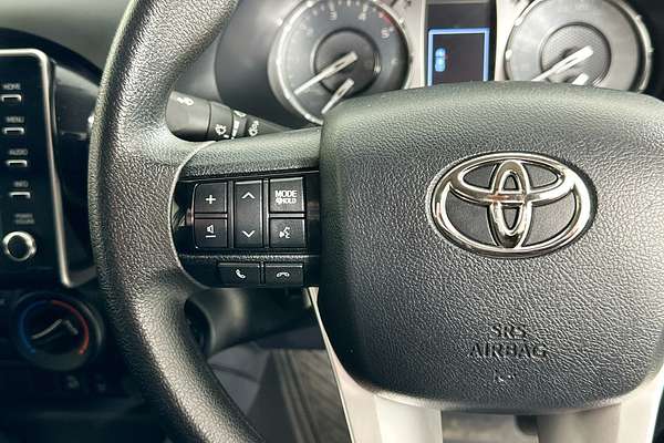 2023 Toyota HILUX SR (4x4) GUN126R 4X4