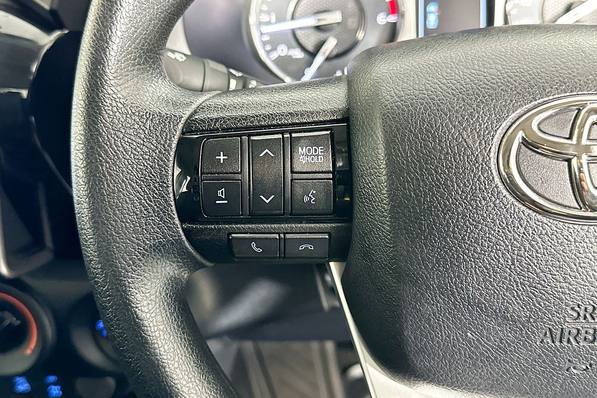 2023 Toyota HILUX SR (4x4) GUN126R 4X4