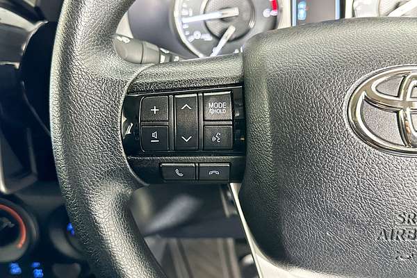 2023 Toyota HILUX SR (4x4) GUN126R 4X4