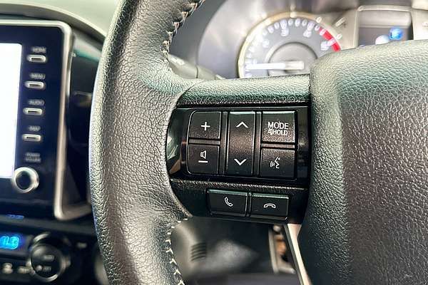 2021 Toyota HILUX SR5 (4x4) GUN126R FACELIFT 4X4