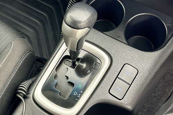 2022 Toyota HILUX SR5 (4x4) GUN126R 4X4