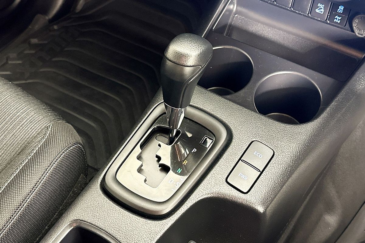 2022 Toyota HILUX SR (4x4) GUN126R 4X4