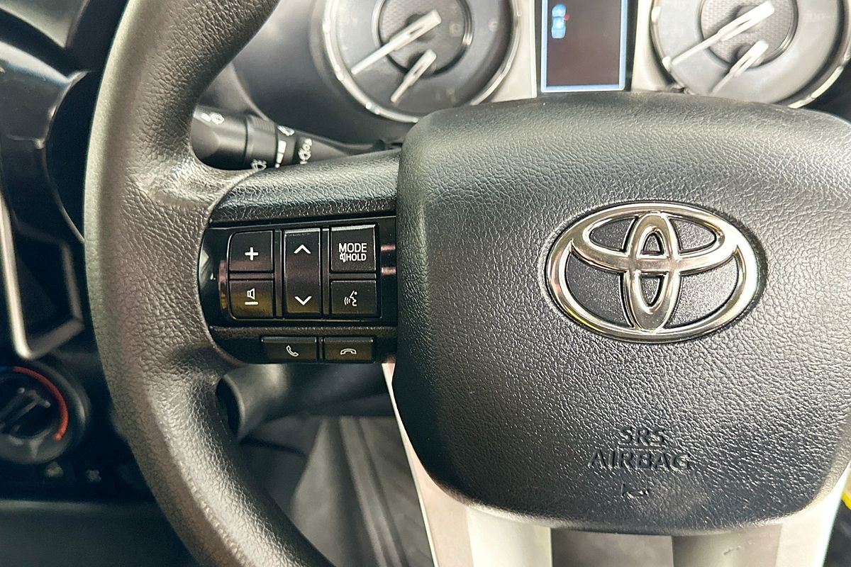 2022 Toyota HILUX SR (4x4) GUN126R 4X4