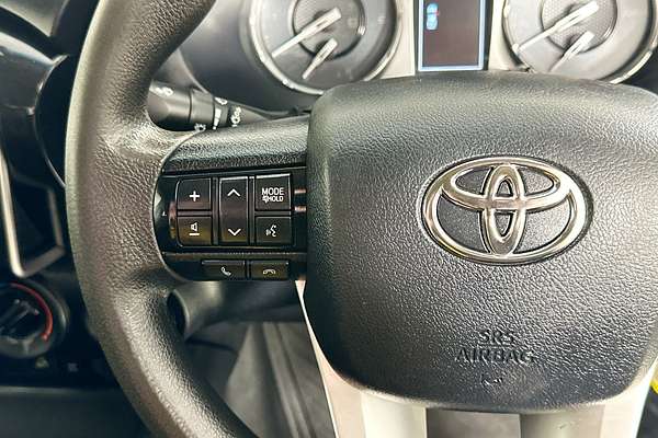 2022 Toyota HILUX SR (4x4) GUN126R 4X4