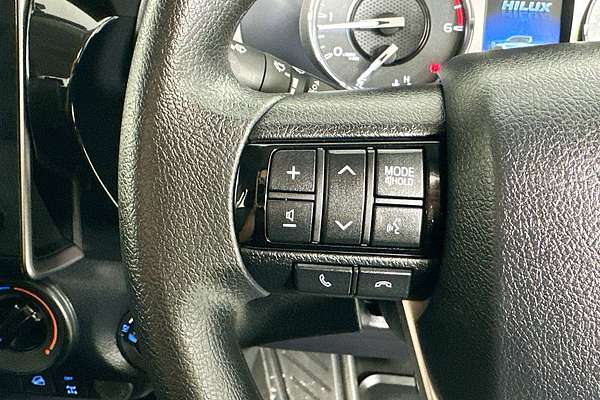 2024 Toyota HILUX SR (4x4) GUN126R 4X4