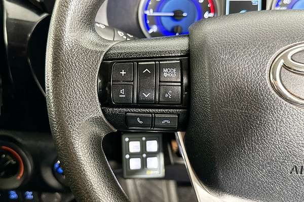 2020 Toyota HILUX SR (4x4) GUN126R MY19 UPGRADE 4X4