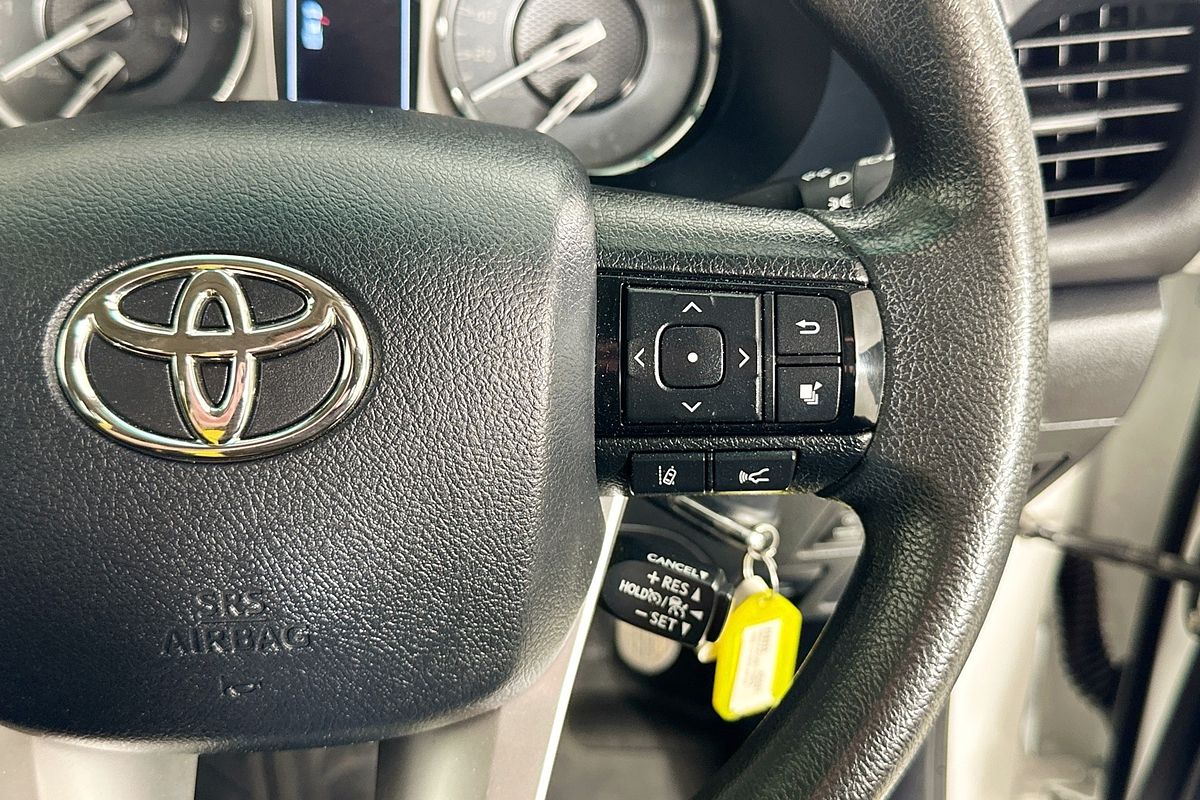 2023 Toyota HILUX SR (4x4) GUN126R 4X4