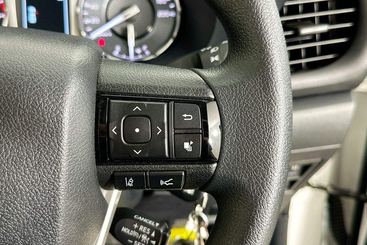2024 Toyota HILUX SR (4x4) GUN126R 4X4